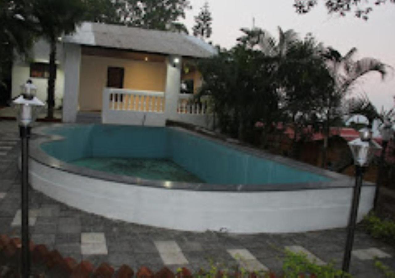 Kaas Woods Resort Yavateshwar Satara Eksteriør billede