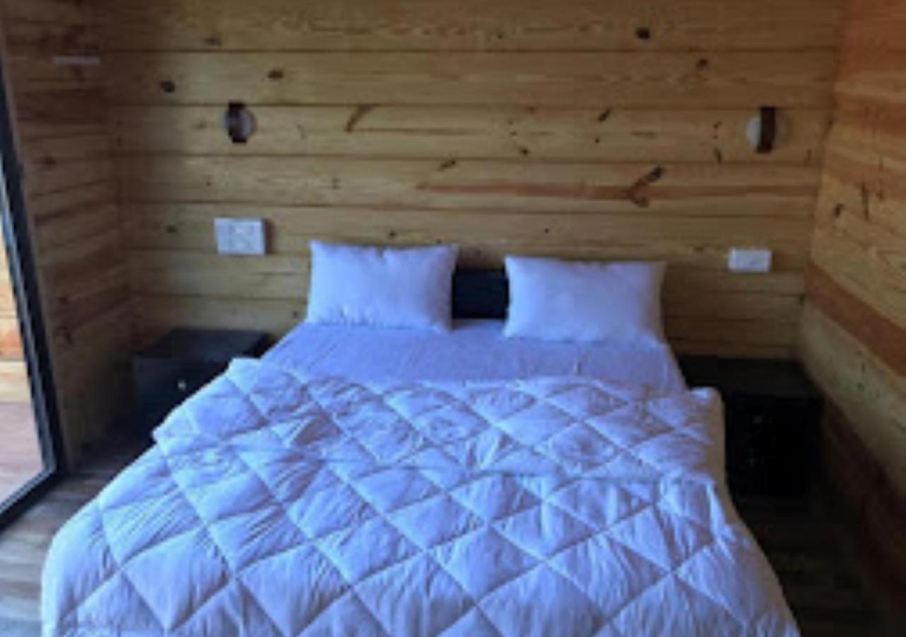 Kaas Woods Resort Yavateshwar Satara Eksteriør billede
