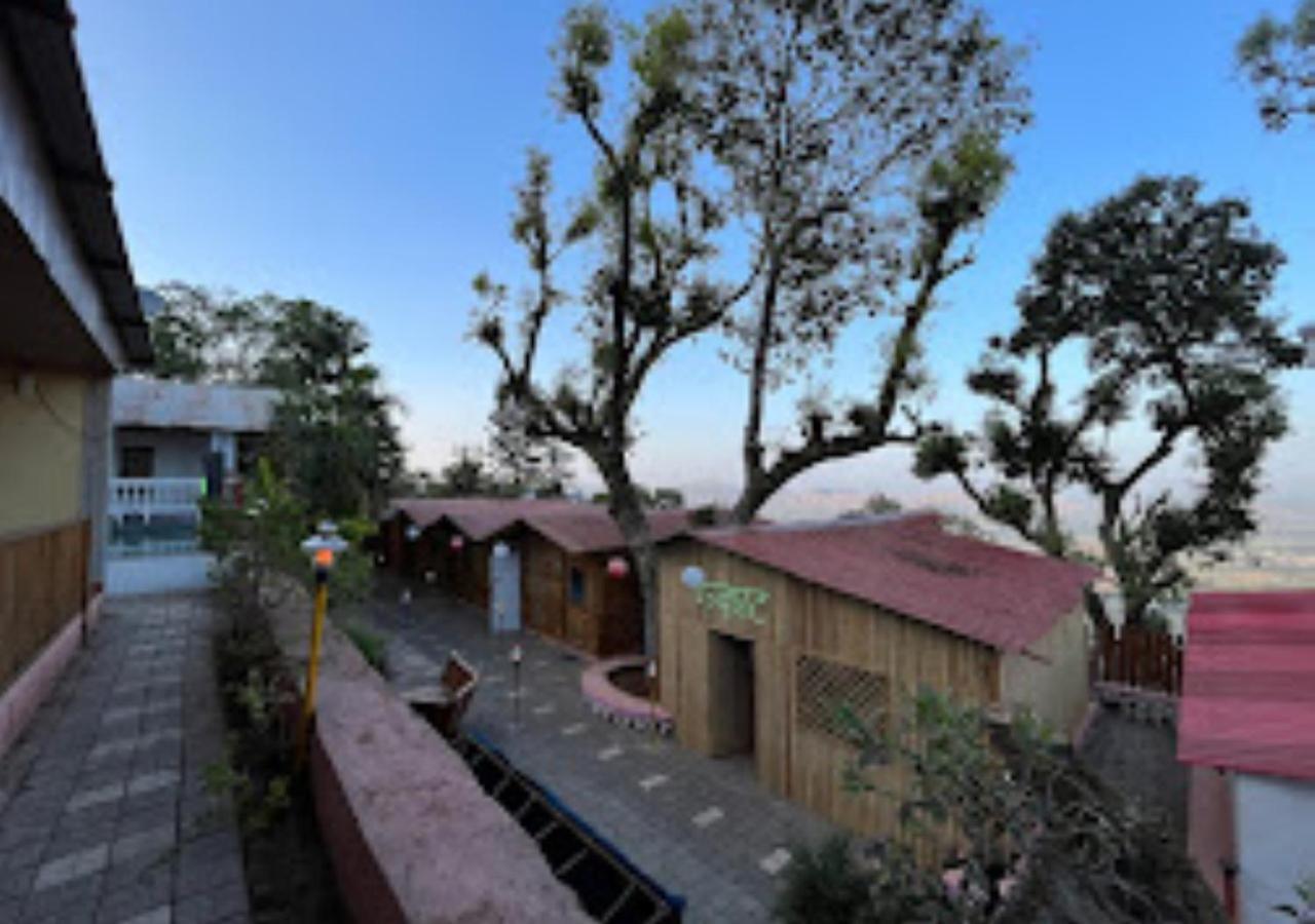 Kaas Woods Resort Yavateshwar Satara Eksteriør billede