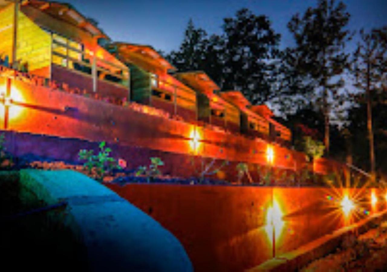 Kaas Woods Resort Yavateshwar Satara Eksteriør billede